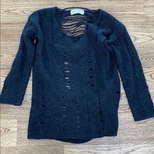 Long sleeved sweater